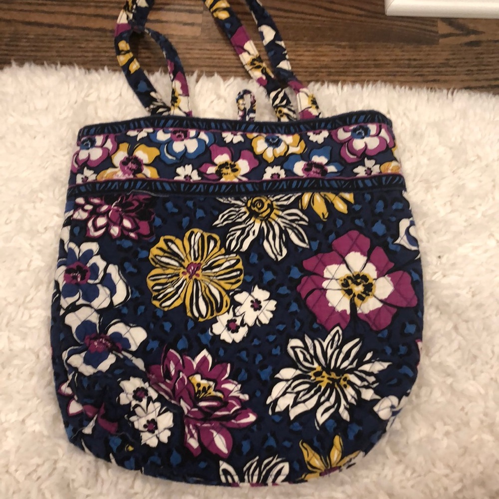 Vera Bradley tote bag